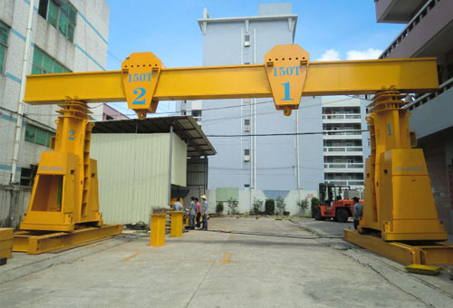 Hydraulic gantry crane