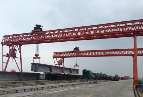 Truss type engineering gantry crane for lifting concrete beam