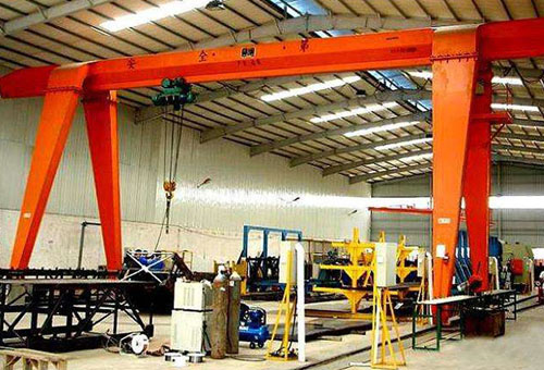 Indoor gantry crane