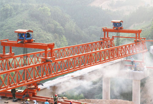 Highway truss type beam launcher 