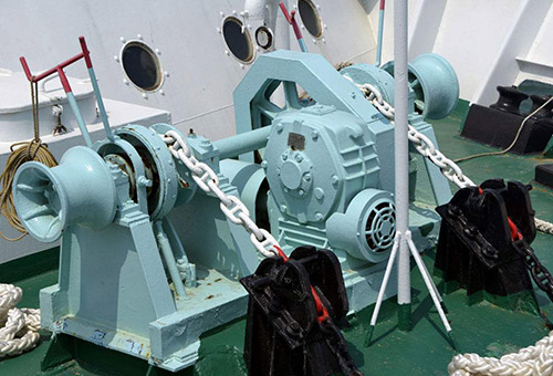 Marine anchor winch